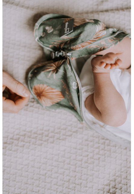 Zavinovačka Sleepee First Step Swaddle s čepičkou zdarma Bohemian Botanic